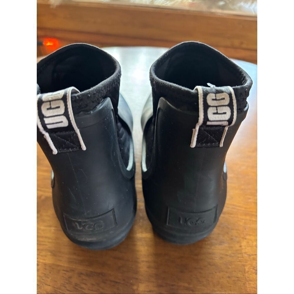 UGG Rainboots - Picture 3 of 6